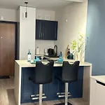Coastal Comfort דירה קולובז'ג