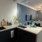 Coastal Comfort דירה *