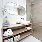 Coastal Comfort *
