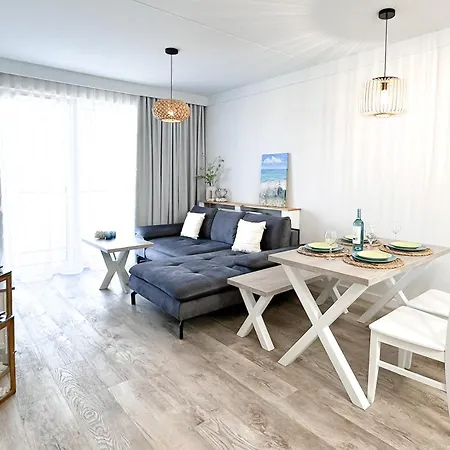 Apartment Coastal Comfort