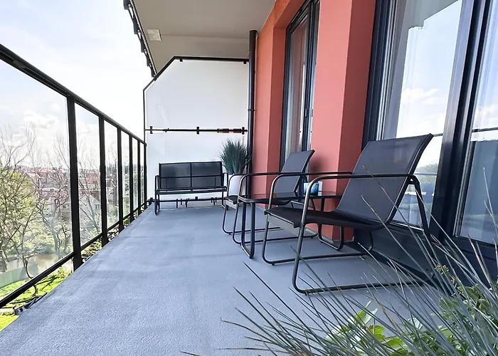 Coastal Comfort Apartment *