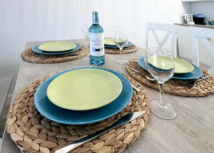 Coastal Comfort Apartment